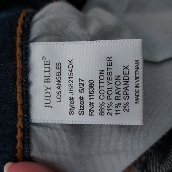 Judy Blue Capri Fit Cropped Jeans Dark Wash Size 5/27 - Picture 8 of 8